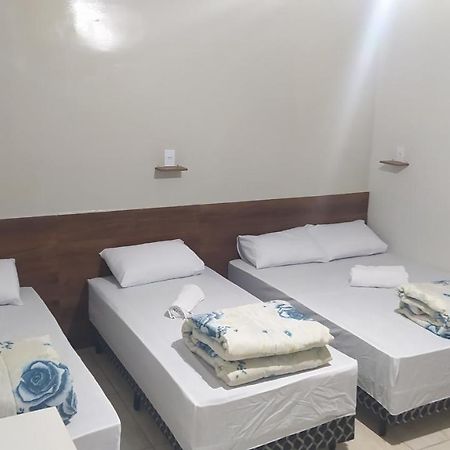 Pousada Quarto Com Ar, Wi Fi,Frigobar Perto Da Basilica 아파레시다 외부 사진