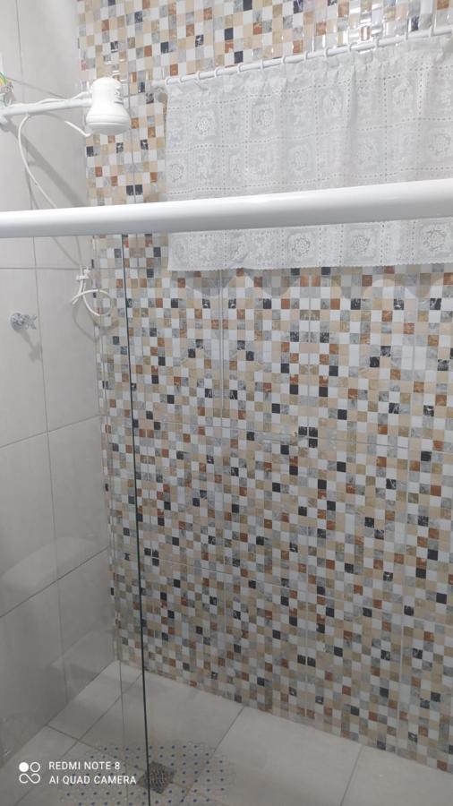 Pousada Quarto Com Ar, Wi Fi,Frigobar Perto Da Basilica 아파레시다 외부 사진