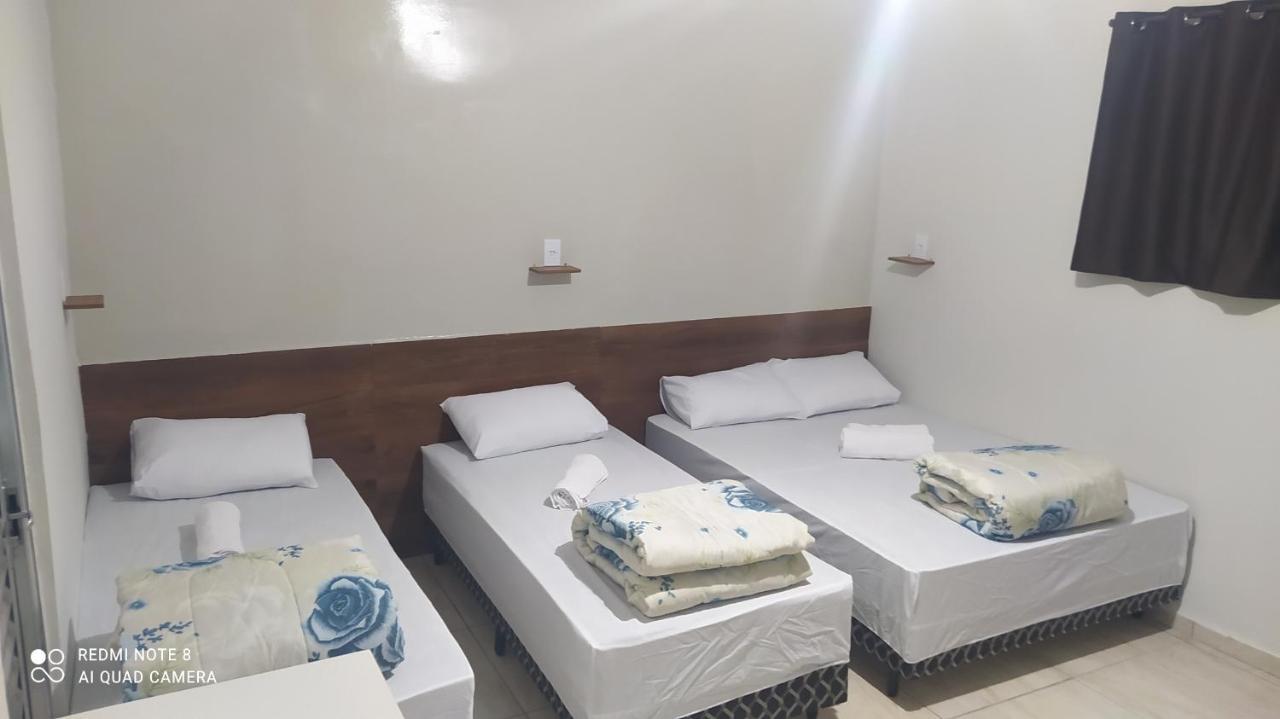 Pousada Quarto Com Ar, Wi Fi,Frigobar Perto Da Basilica 아파레시다 외부 사진